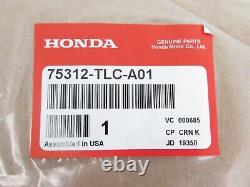 Genuine OEM Honda 75312-TLC-A01 Passenger Front Lower Garnish Molding 17-21 CR-V