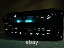 Véritable lecteur CD de radio stéréo cassette Chrysler Dodge Jeep RAZ P05064042AC